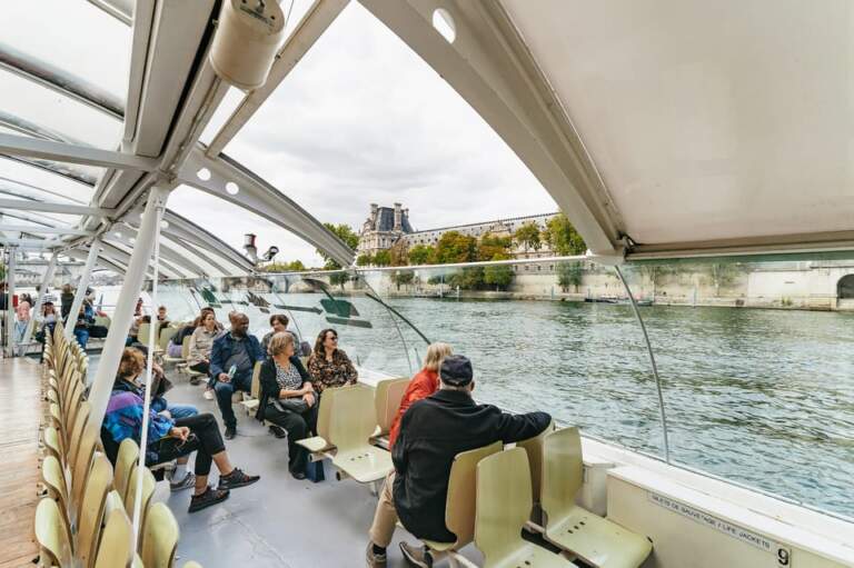¿Hay cruceros con subida y bajada libre en París?